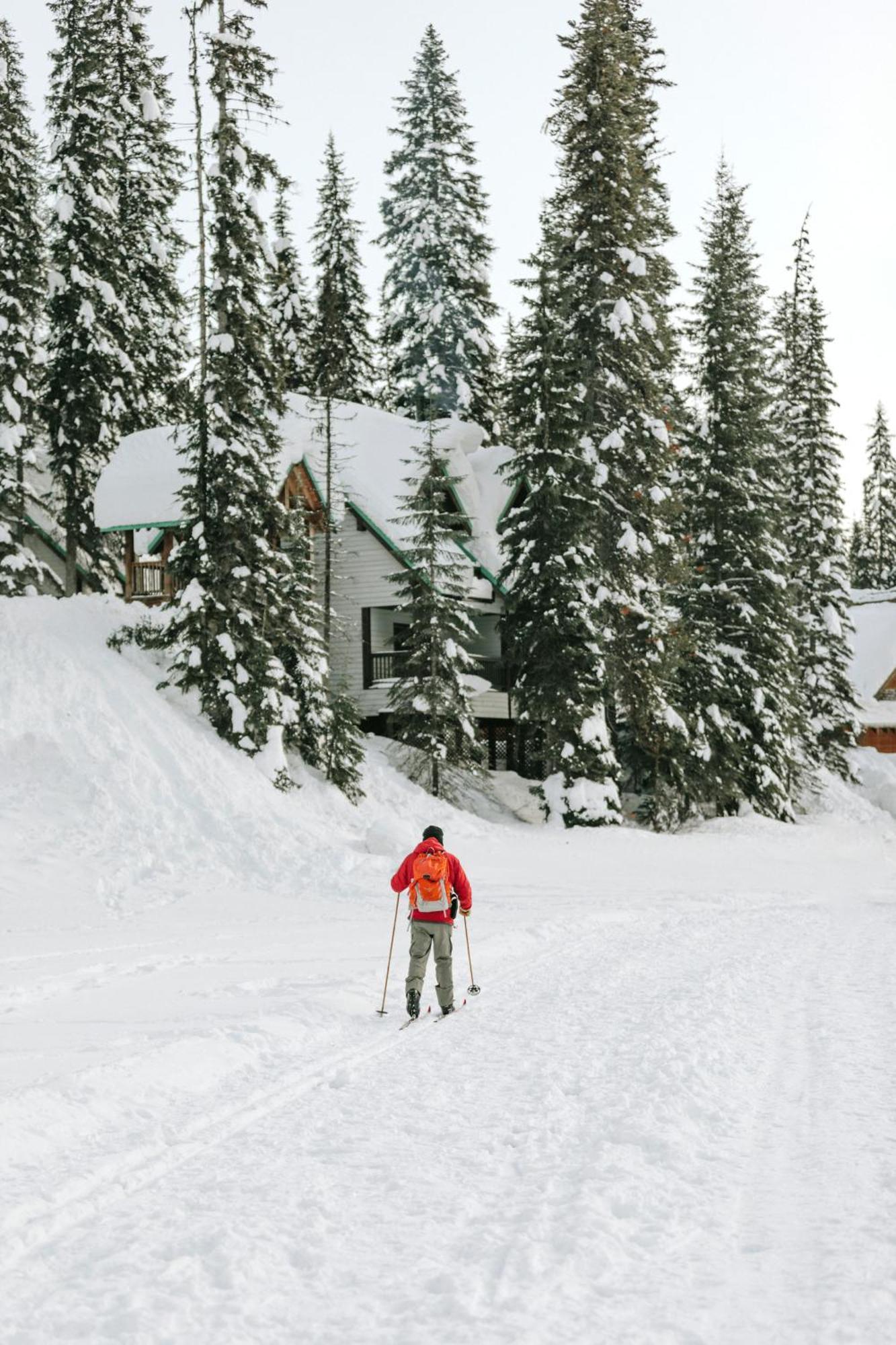 Emerald Lake Lodge Филд Экстерьер фото