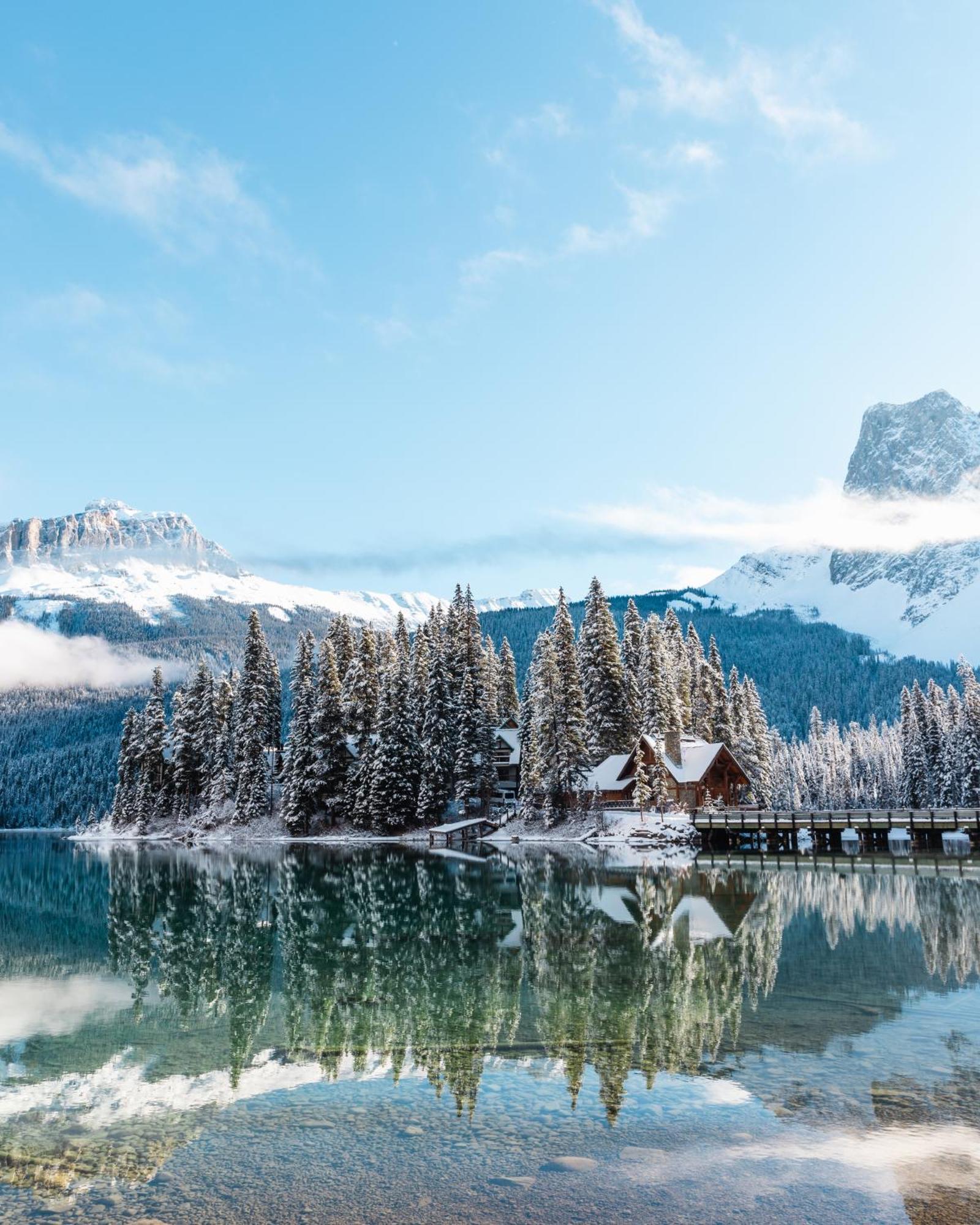 Emerald Lake Lodge Филд Экстерьер фото