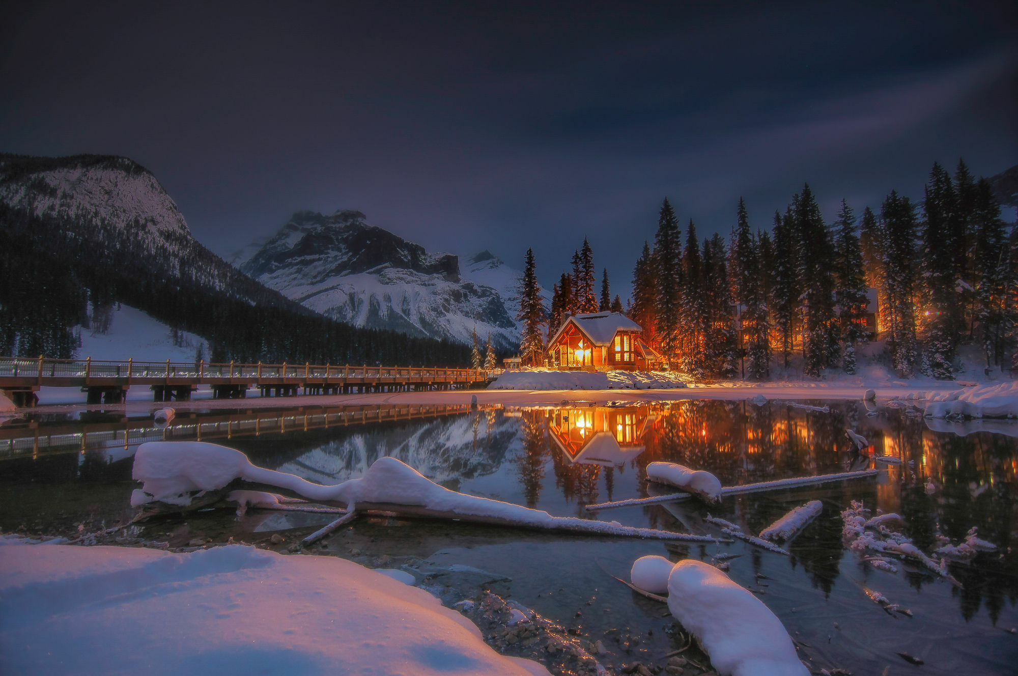 Emerald Lake Lodge Филд Экстерьер фото